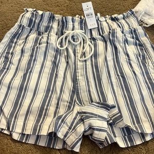 Loft small paper bag shorts